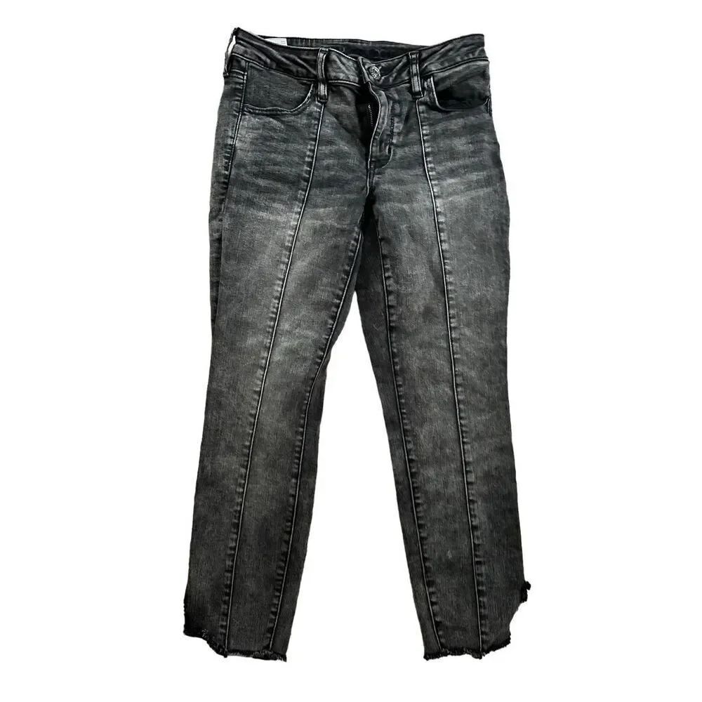 American Eagle Next Level Stretch Ankle Short Crop Black Distressed Jeans